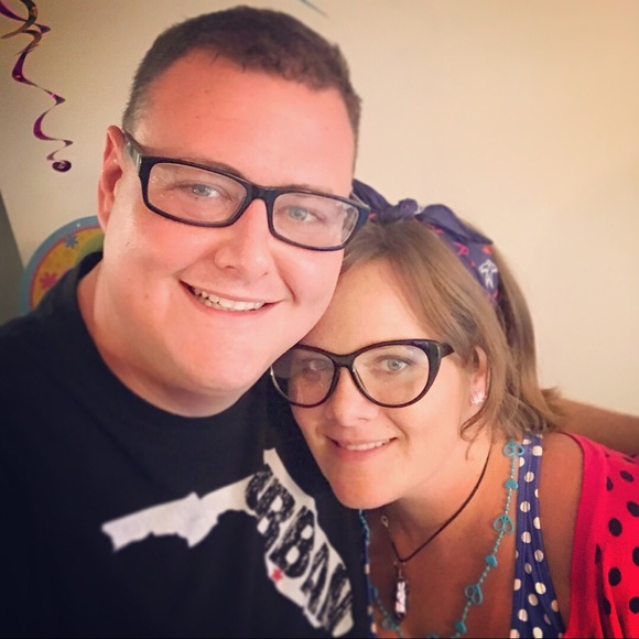 Meet your Posher, Robyn - Picture 3 of 7